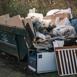 Wat mag er wél en niet in een bouwafval container?
